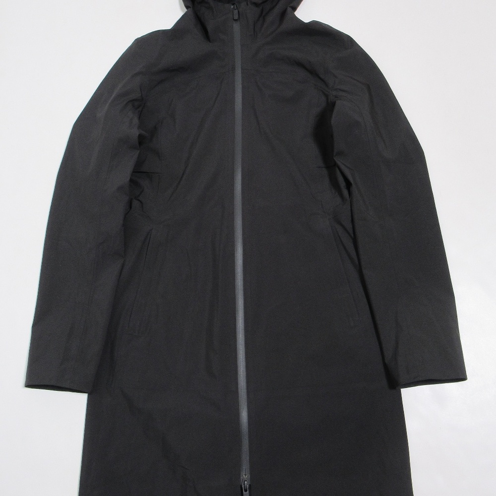 Lululemon Women's Rain Rules Jacket Black Size 2 Glyde Waterproof